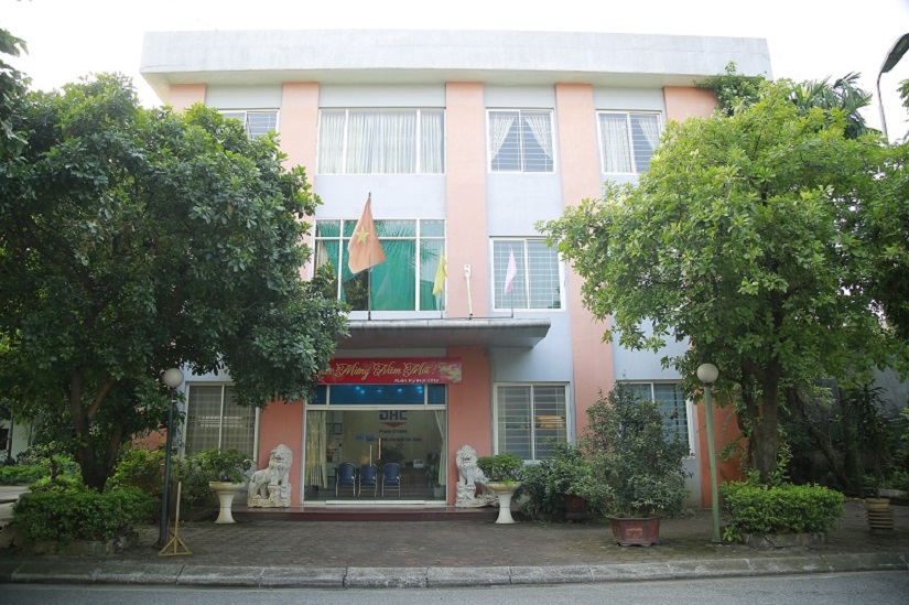 Hoạt động sản xuất tại nhà máy Đông Hưng