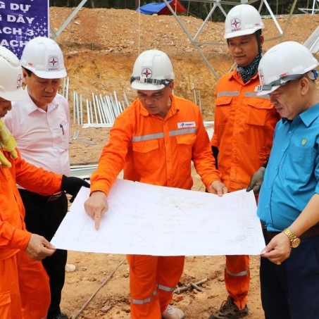 Sản lượng điện tăng 12,4% trong 6 tháng